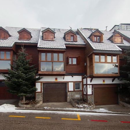 Sierra Nevada Deluxe Villa ภายนอก รูปภาพ